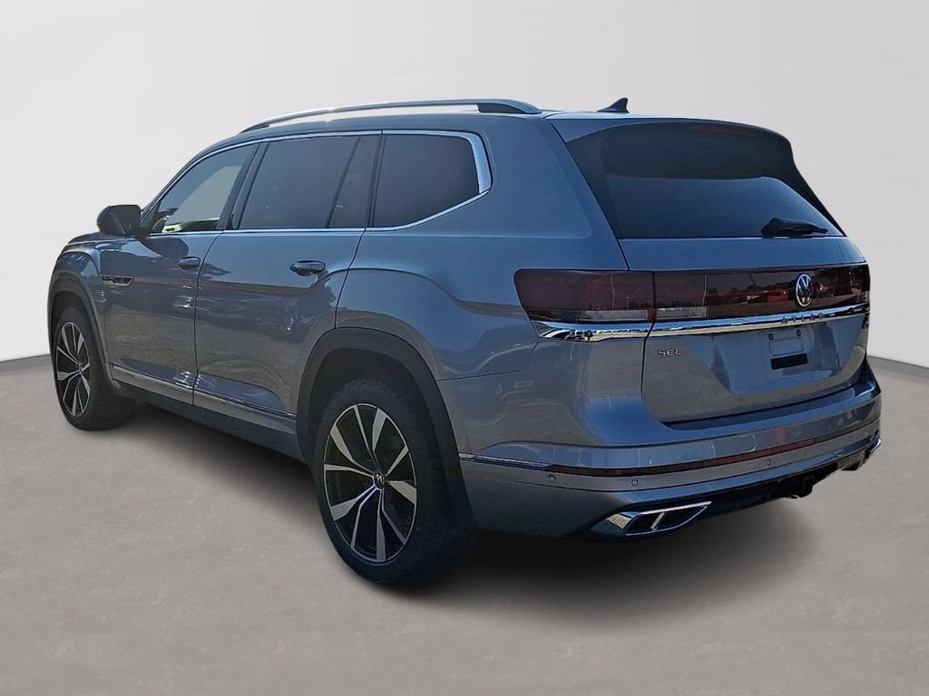 Used 2024 Volkswagen Atlas SEL Premium R-Line AWD/4WD image 4
