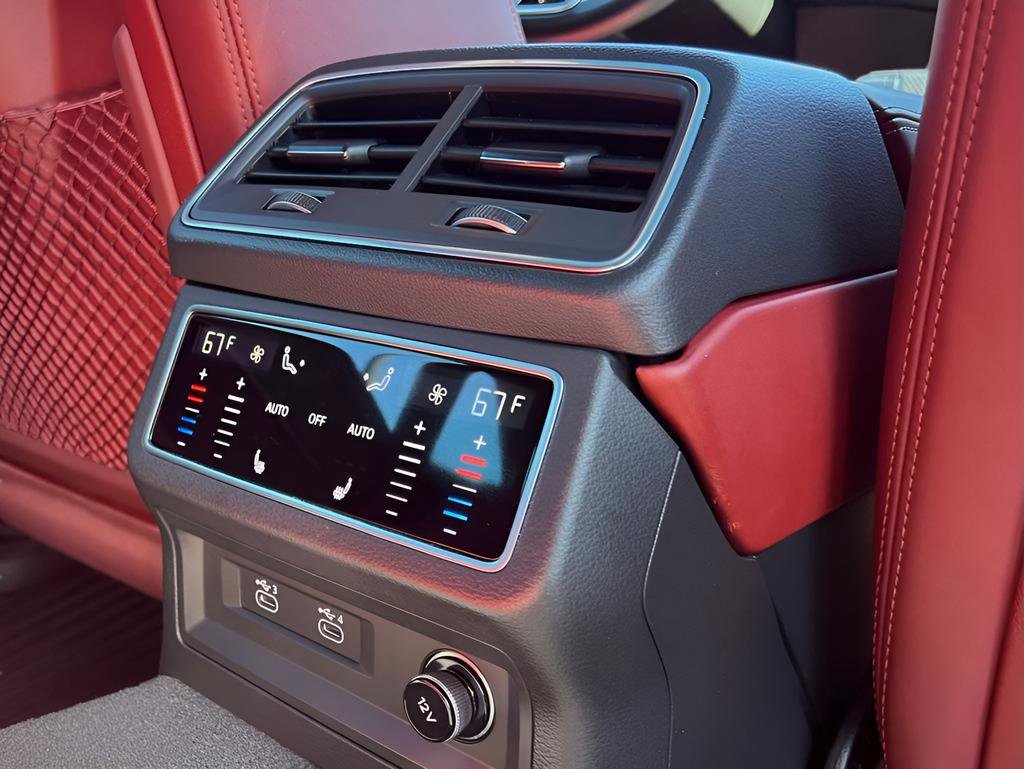 Used 2021 Audi S7 Prestige w/ Prestige Package image 28