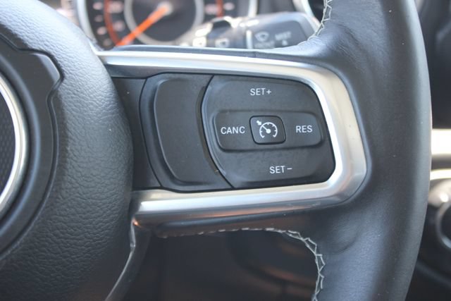 Used 2018 Jeep Wrangler Unlimited Sahara w/ Dual Top Group AWD/4WD image 30