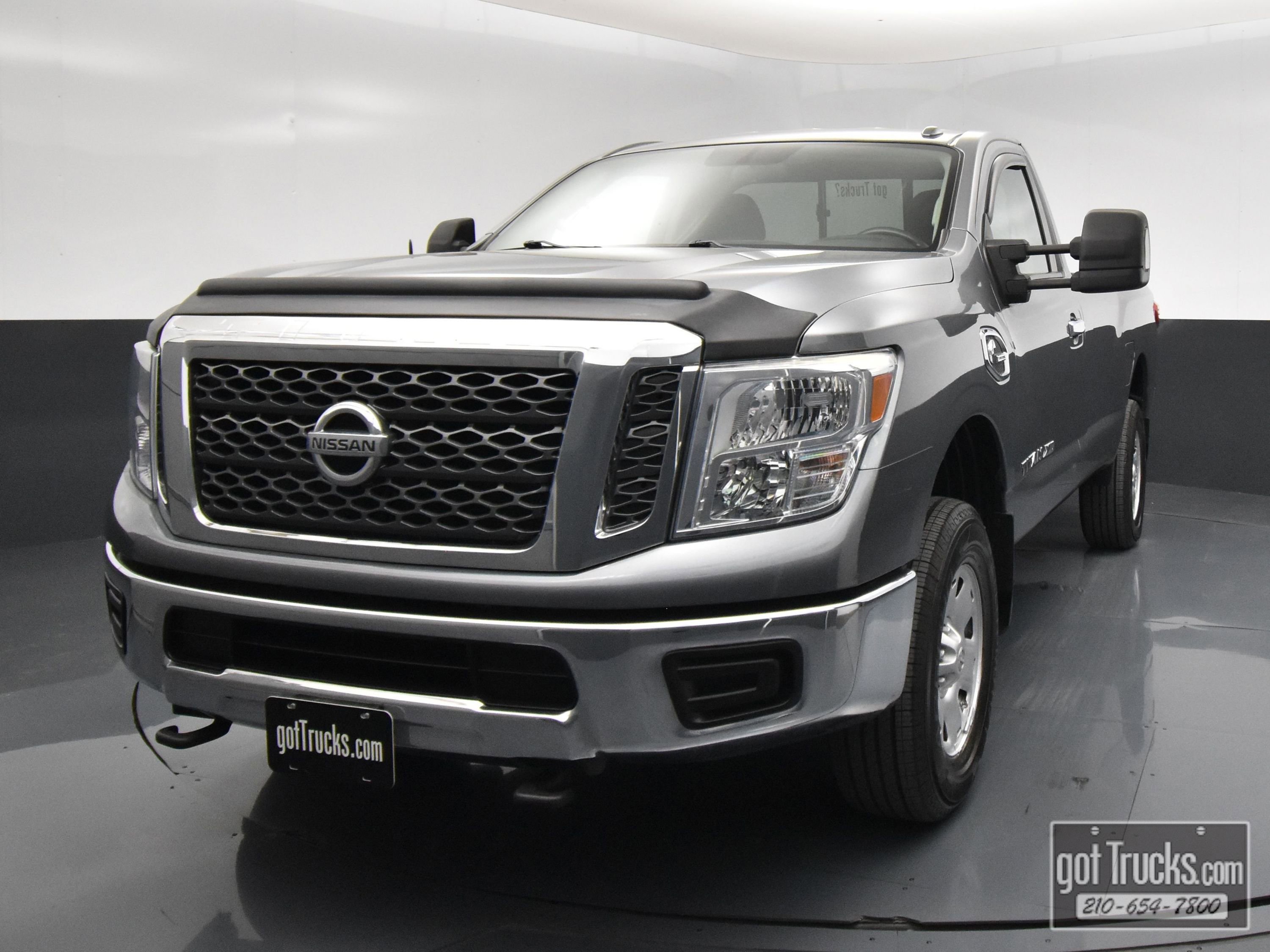 Used 2017 Nissan Titan SV AWD/4WD image 43