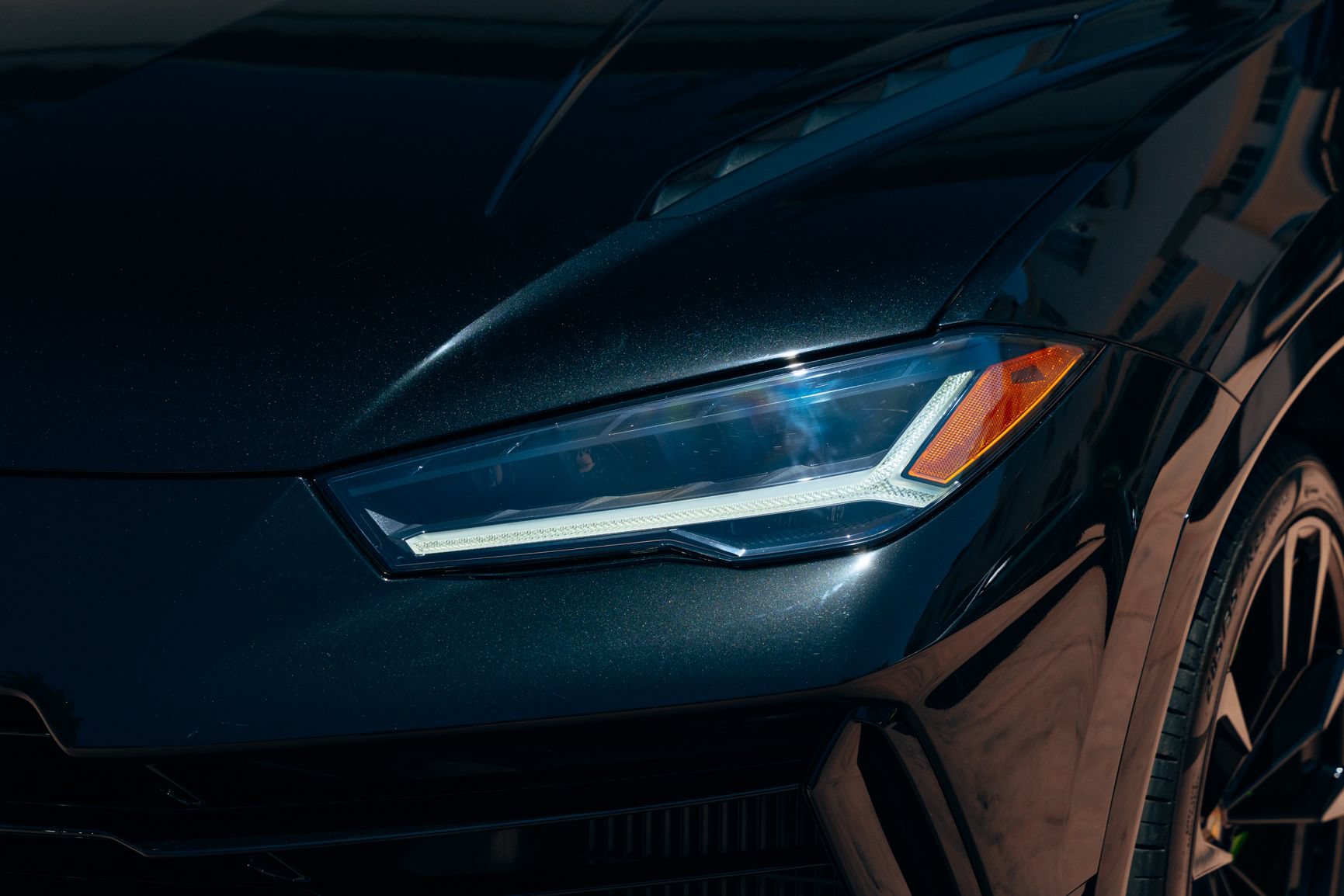 Used 2024 Lamborghini Urus S AWD/4WD image 11