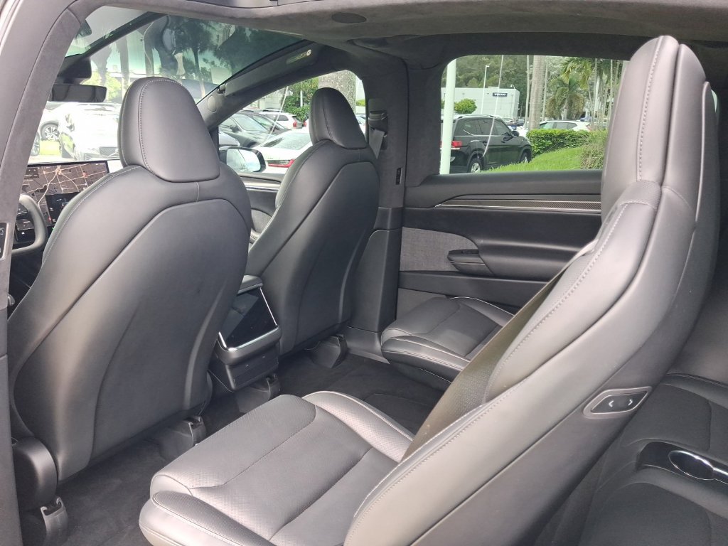 Used 2022 Tesla Model X Plaid AWD/4WD image 8