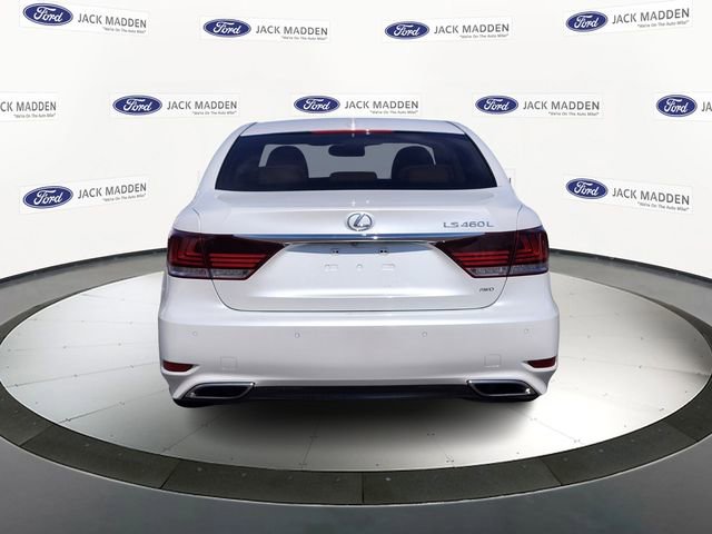 Used 2016 Lexus LS 460 L w/ Ultra Luxury Package image 4
