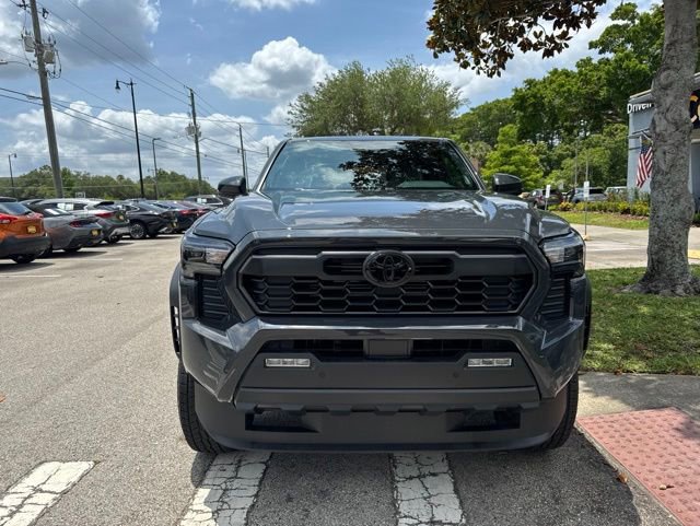 Used 2026 Toyota Tacoma TRD Off-Road AWD/4WD image 3