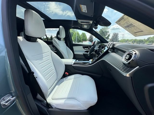 New 2026 Mercedes-Benz GLC 300 4MATIC image 24