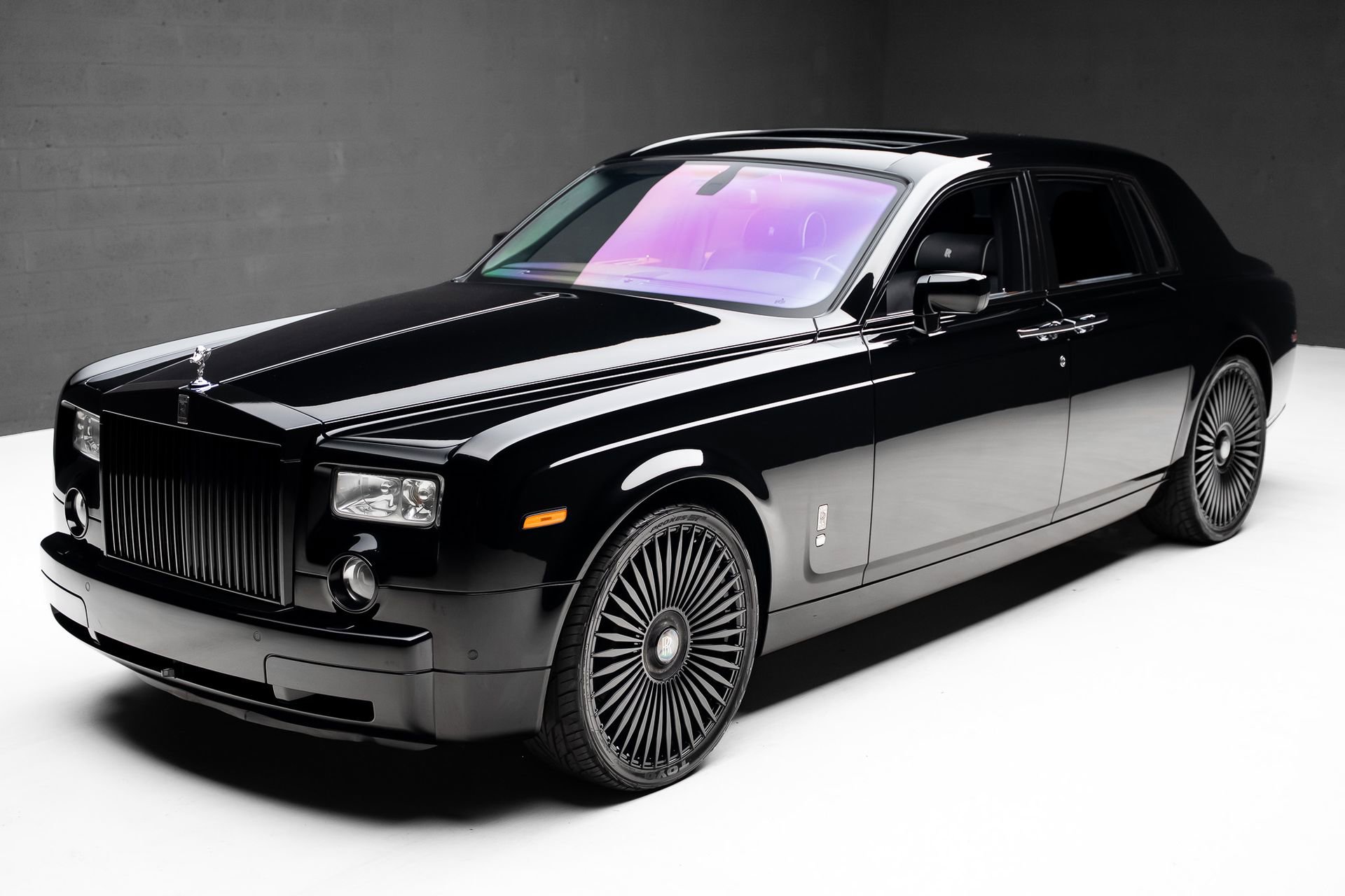 Used 2007 Rolls-Royce Phantom Sedan RWD image 5
