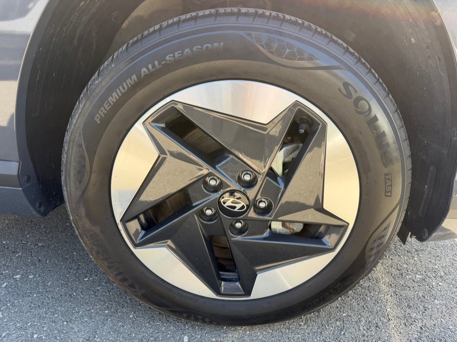 Used 2024 Hyundai Kona SEL FWD image 46