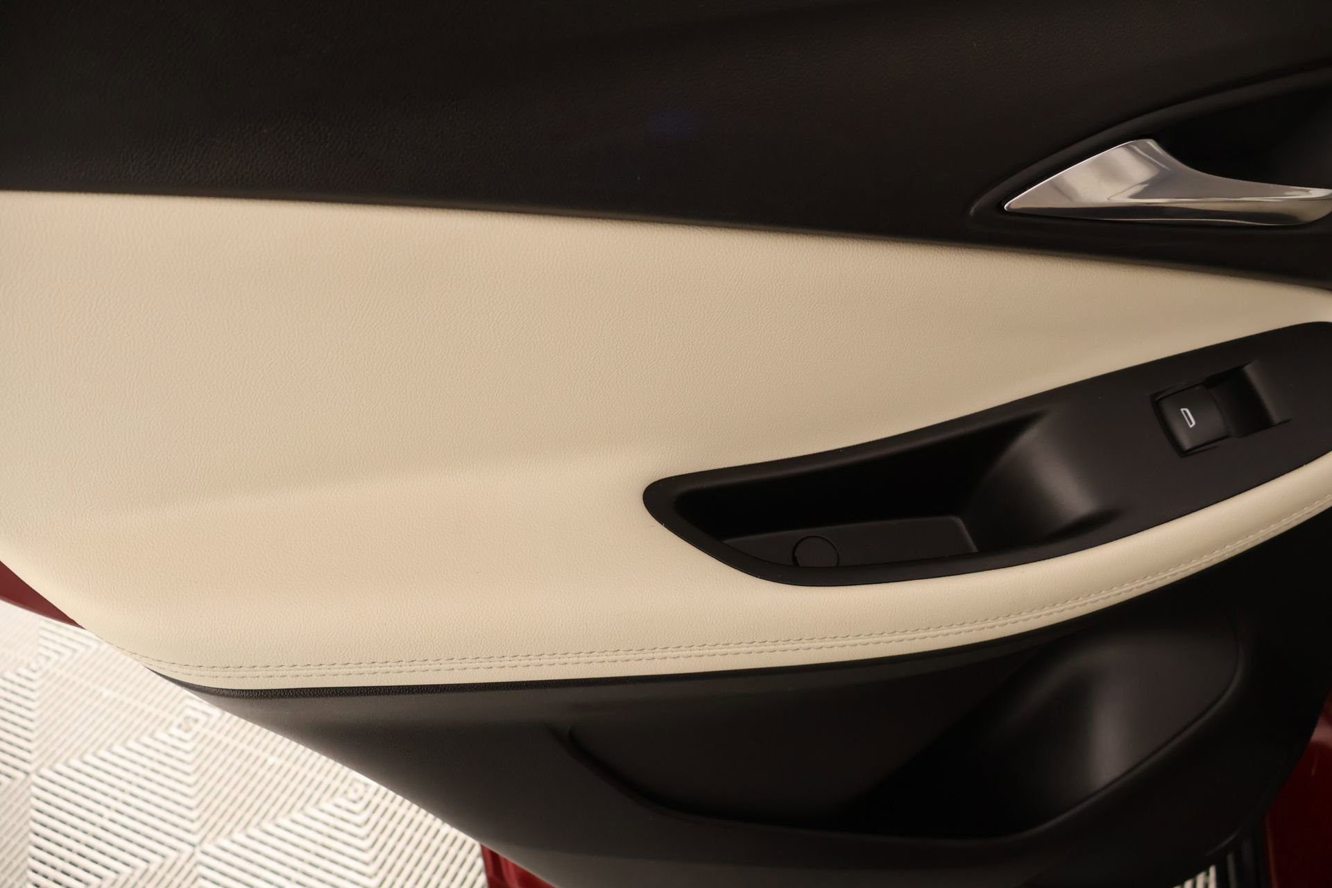 Used 2021 Buick Encore GX Preferred w/ Cold Weather Comfort Package FWD image 16