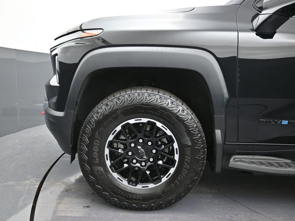 Used 2026 Chevrolet Silverado EV Trail Boss w/ Plus Package image 10
