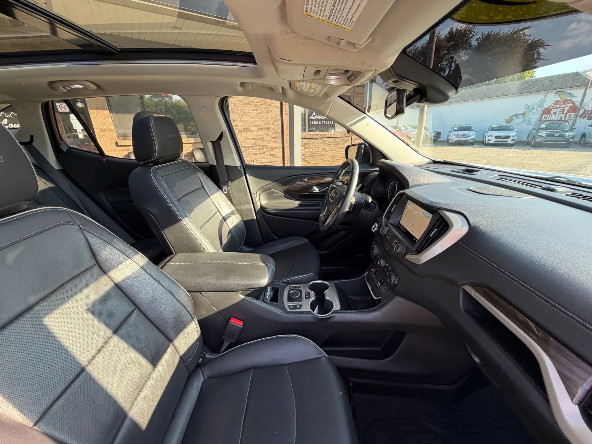 Used 2019 GMC Terrain Denali w/ Advanced Safety Package image 12