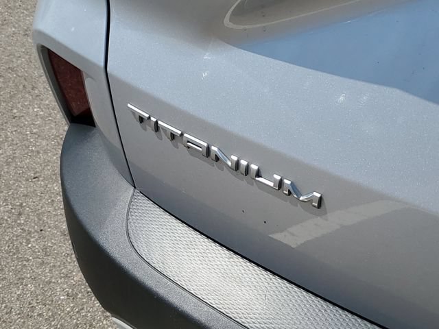 Used 2020 Ford Escape Titanium AWD/4WD image 37