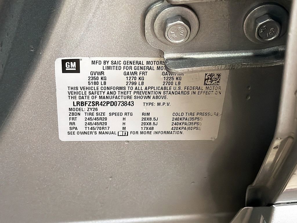 Used 2023 Buick Envision Avenir image 35