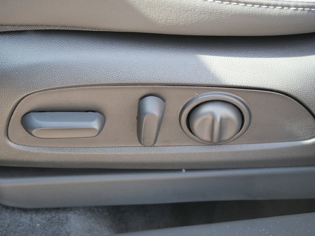 New 2026 Buick Encore GX Avenir w/ Avenir Technology Package image 42