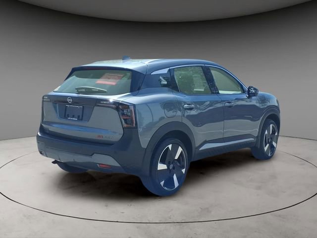 Used 2025 Nissan Kicks SR w/ SR Premium Package AWD/4WD image 9