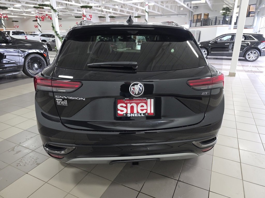 Used 2022 Buick Envision Essence w/ Technology Package II image 4
