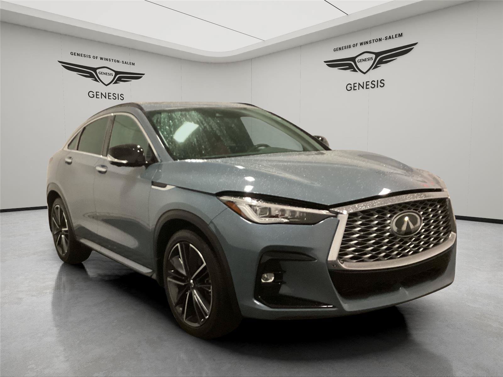 Used 2023 INFINITI QX55 Sensory w/ Lighting Package AWD/4WD image 7