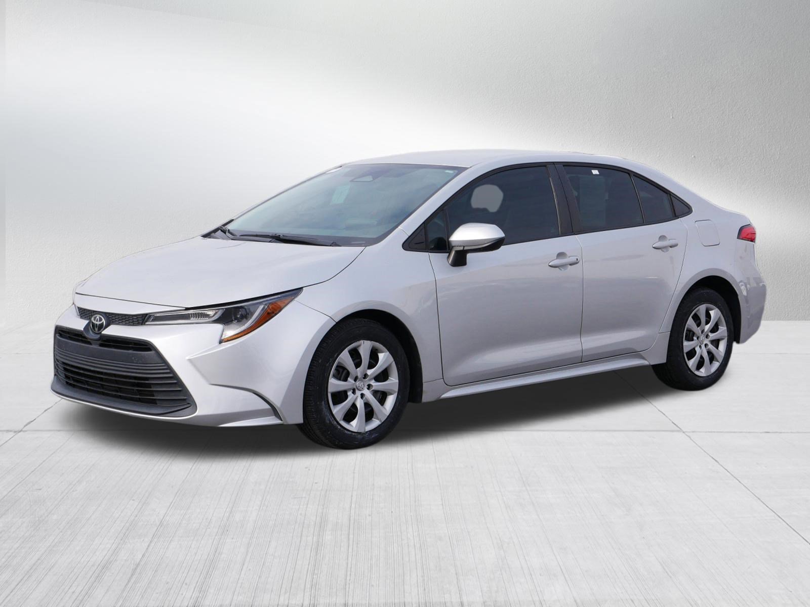 Certified 2023 Toyota Corolla LE image 3