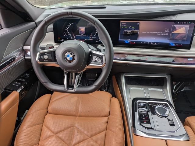 Used 2023 BMW 740i w/ Parking Assistance Package RWD image 16