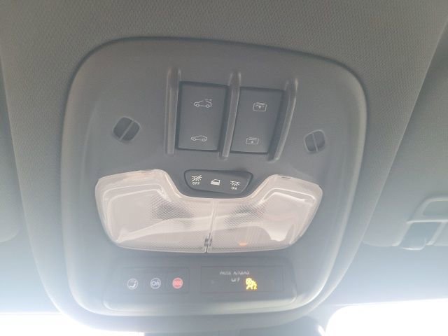 Used 2025 Chevrolet TrailBlazer RS w/ Convenience Package image 47