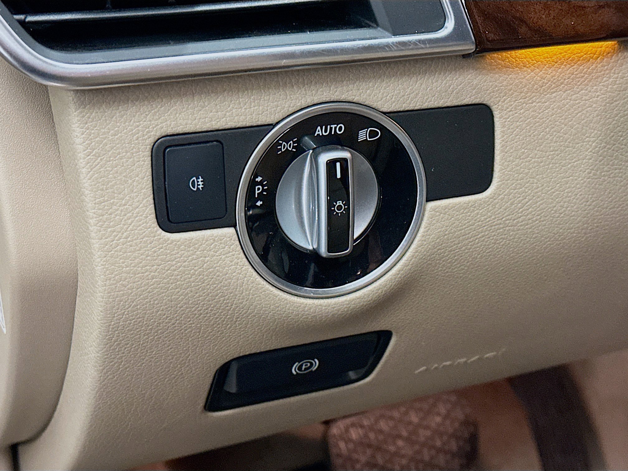 Used 2013 Mercedes-Benz GL 320 BlueTEC 4MATIC image 17