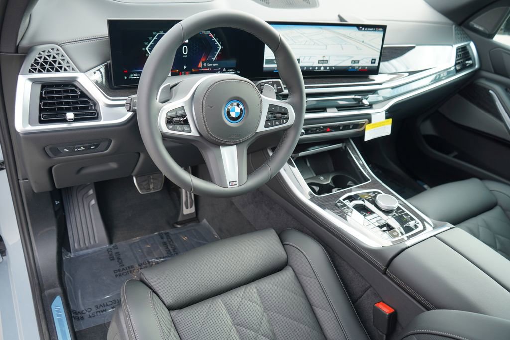 New 2026 BMW X5 xDrive50e w/ M Sport Package image 13