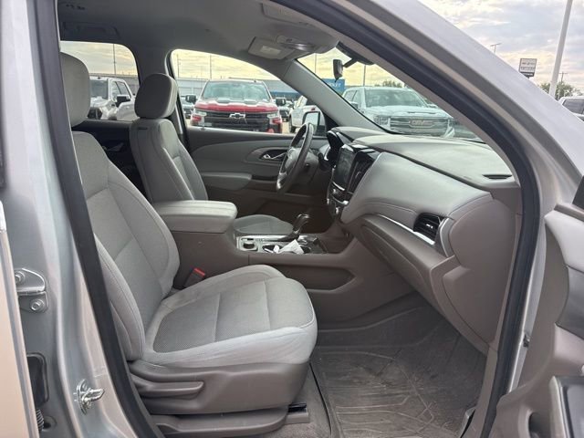 Used 2019 Chevrolet Traverse LT w/ LPO, Floor Liner Package AWD/4WD image 24