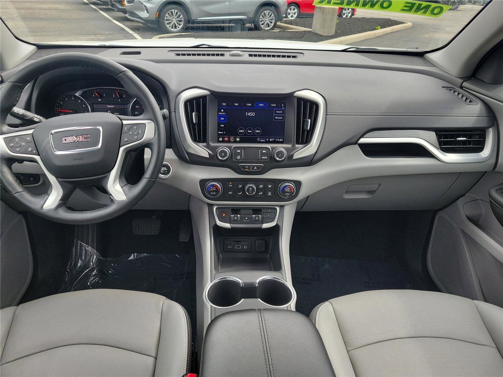 Used 2023 GMC Terrain SLT image 11