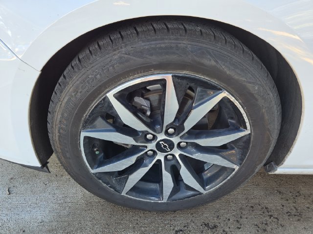 Used 2023 Chevrolet Malibu RS w/ Driver Confidence Package FWD image 9