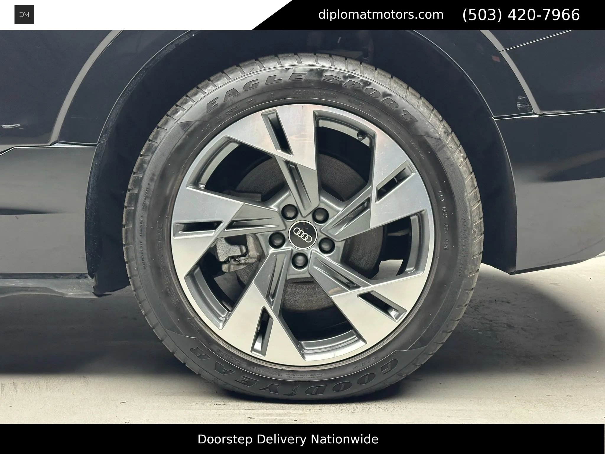 Used 2021 Audi e-tron Premium w/ Towing Package image 42