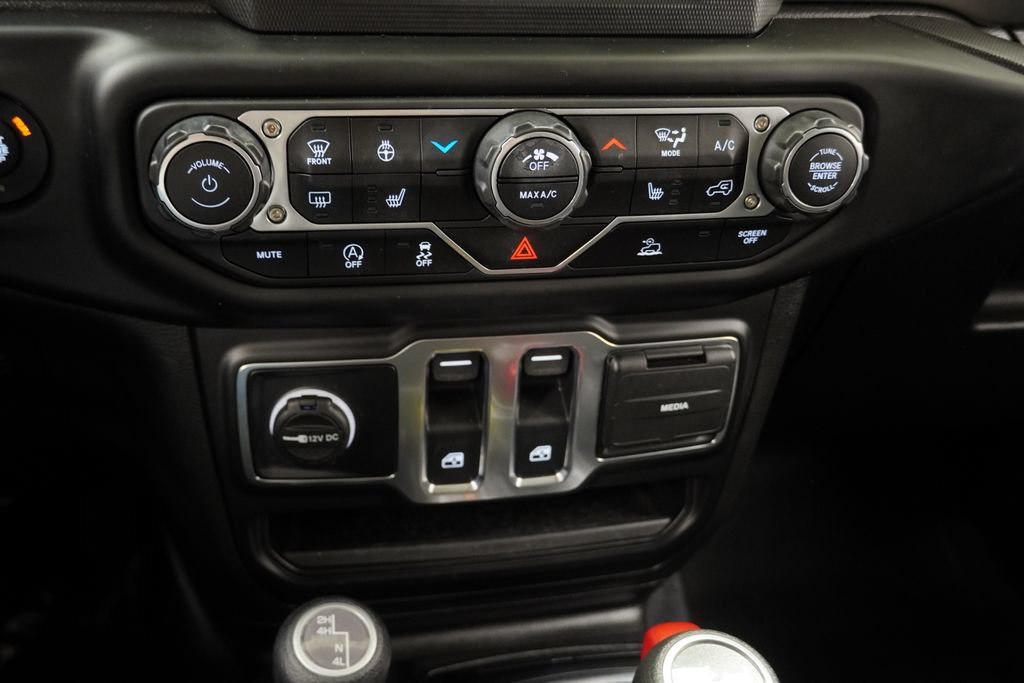 Used 2022 Jeep Wrangler Sport AWD/4WD image 32
