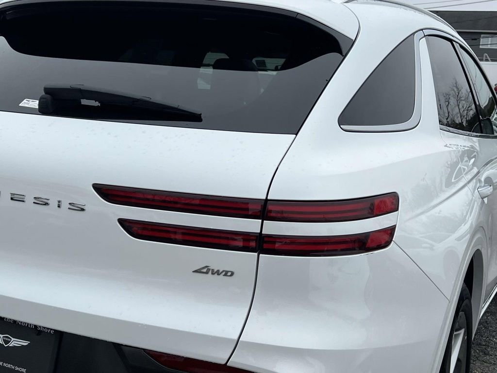 Certified 2026 Genesis GV70 2.5T Advanced image 9