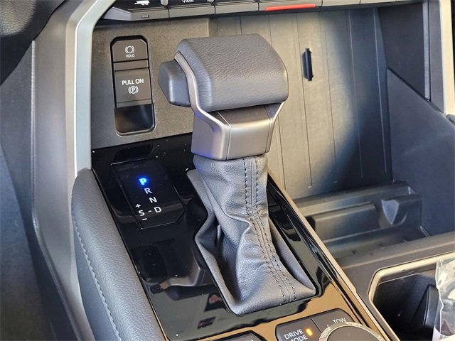 Used 2025 Toyota Tundra Limited image 23