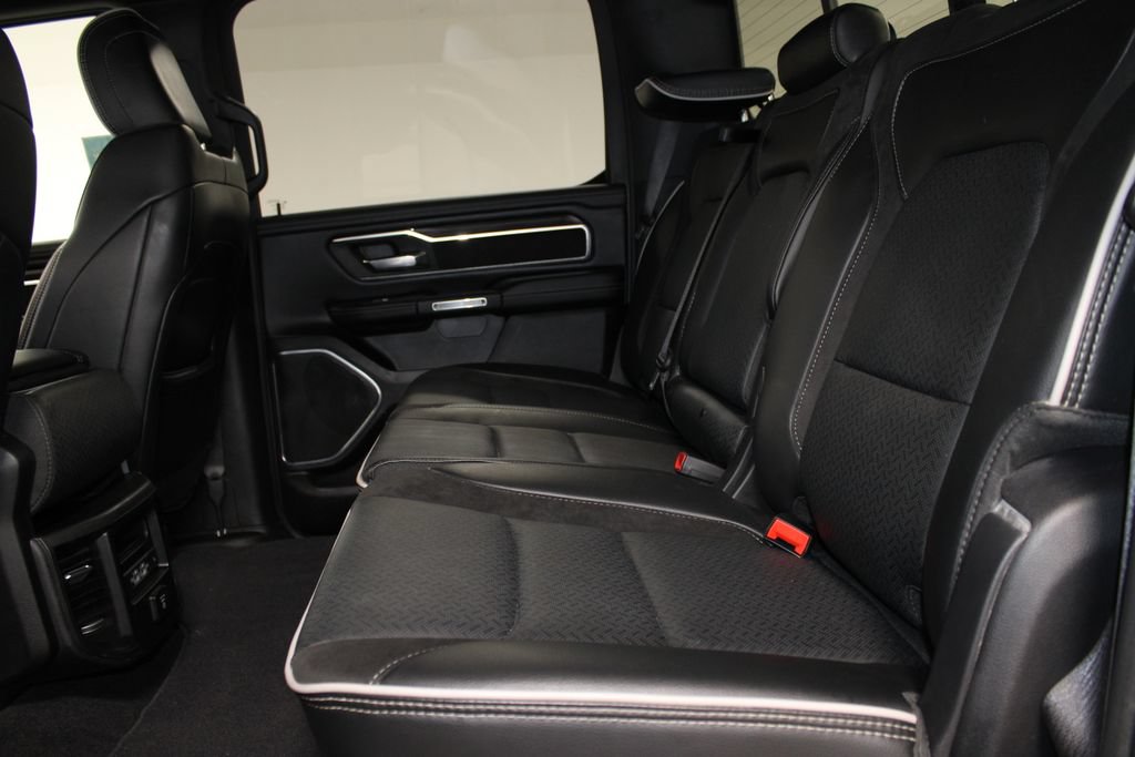 Used 2025 RAM 1500 Laramie AWD/4WD image 17