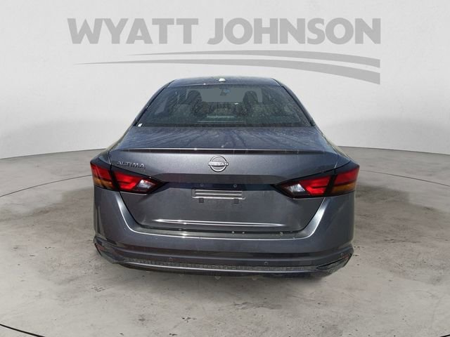 Used 2025 Nissan Altima 2.5 SV image 9