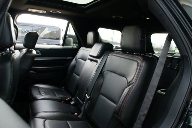 Used 2016 Ford Explorer Sport w/ Equipment Group 401A image 33