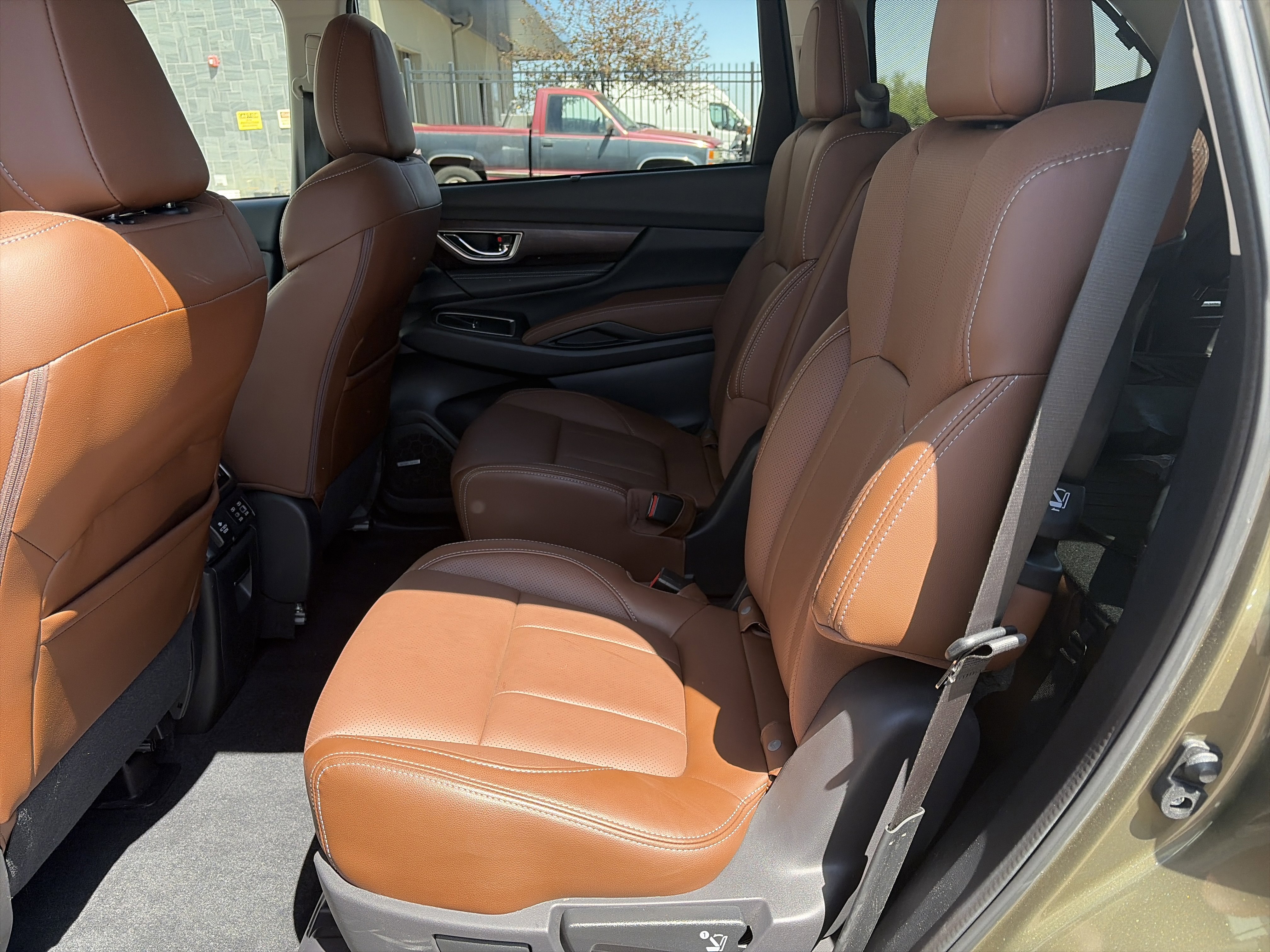 Used 2023 Subaru Ascent Touring AWD/4WD image 24