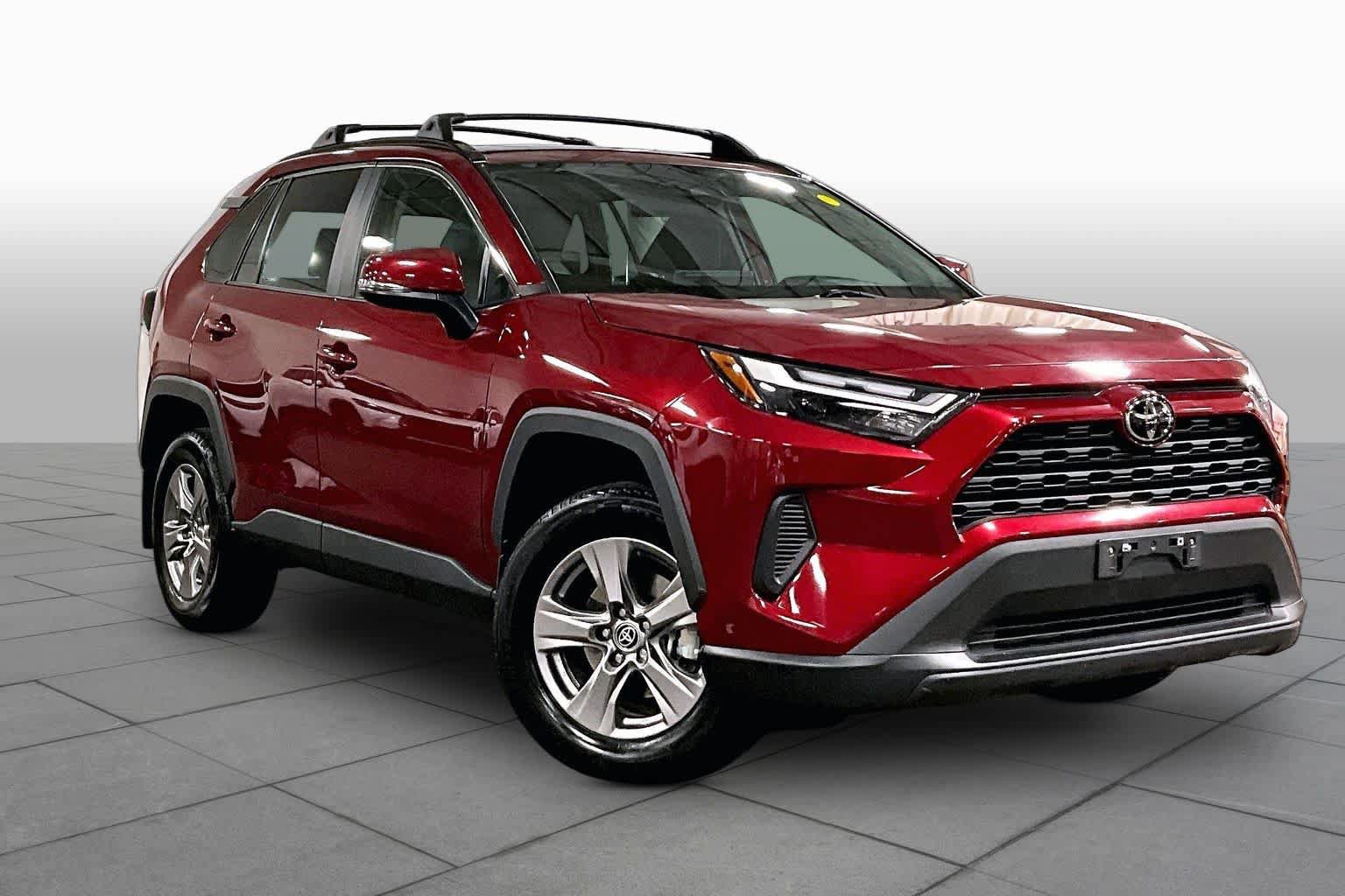 Used 2023 Toyota RAV4 XLE w/ Convenience Package AWD/4WD image 3