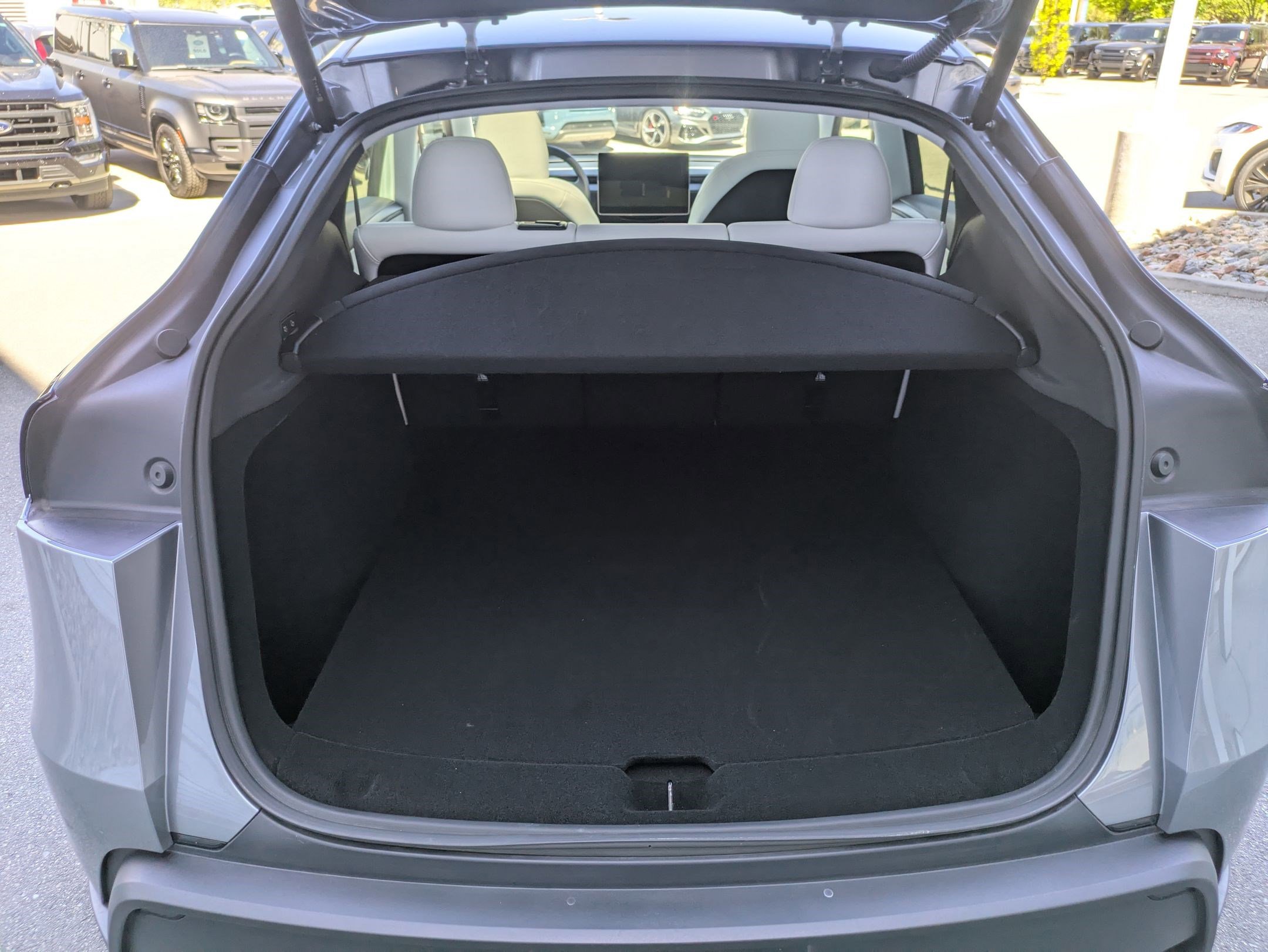 Used 2026 Tesla Model Y AWD image 26
