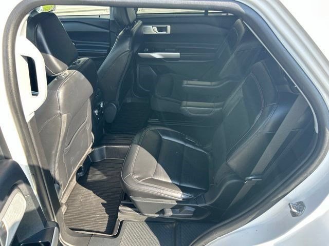 Used 2023 Ford Explorer Limited w/ Limited Technology Package AWD/4WD image 40