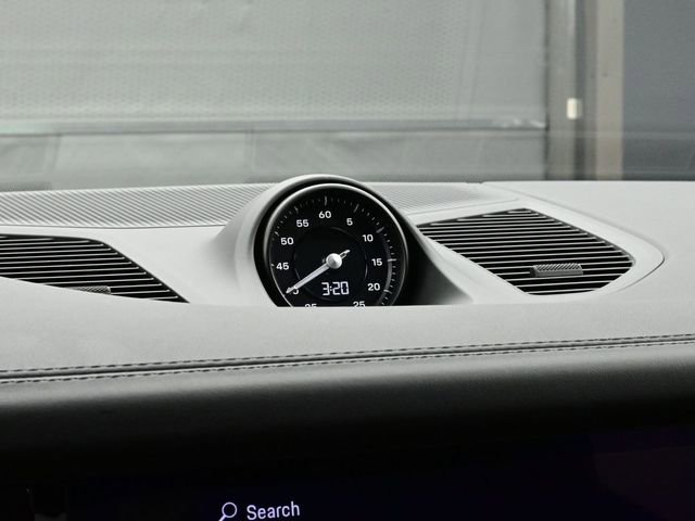 New 2026 Porsche Cayenne S image 12