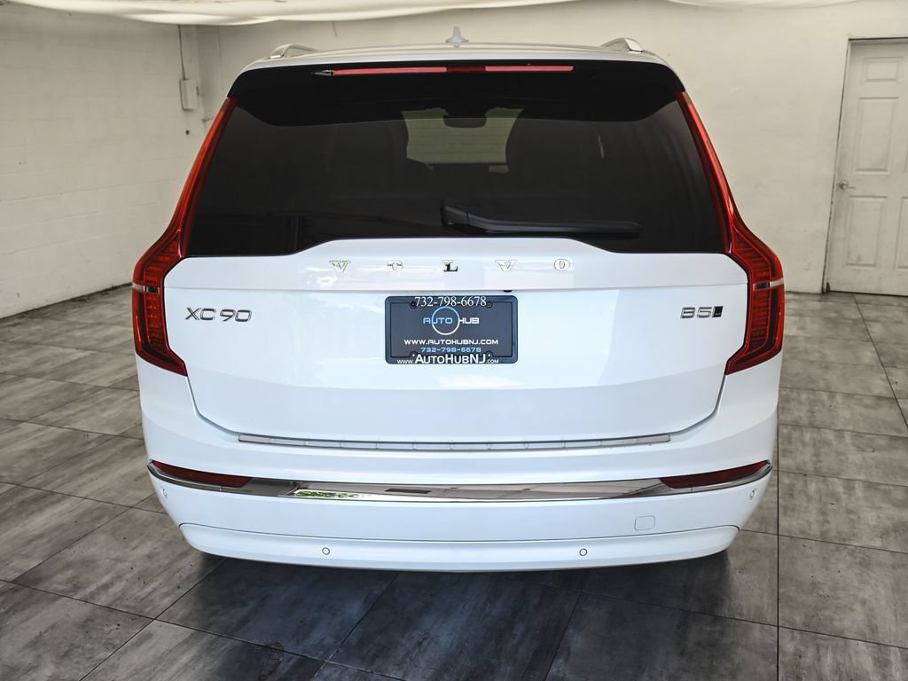 Used 2025 Volvo XC90 B5 Ultra w/ Protection Package Premier AWD/4WD image 5