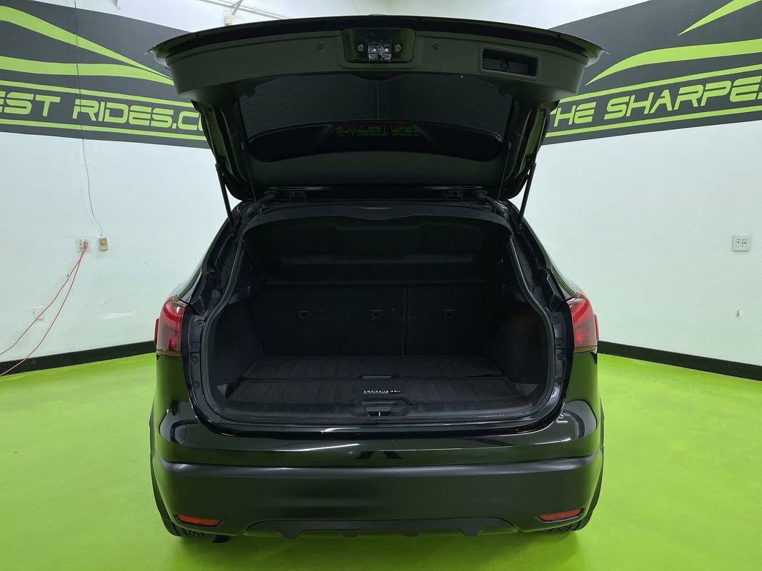 Used 2018 Nissan Rogue Sport SL image 9