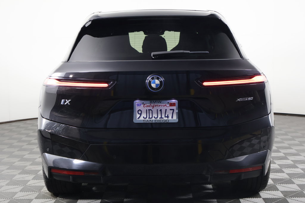 Certified 2024 BMW iX xDrive50 w/ Premium Package AWD/4WD image 5