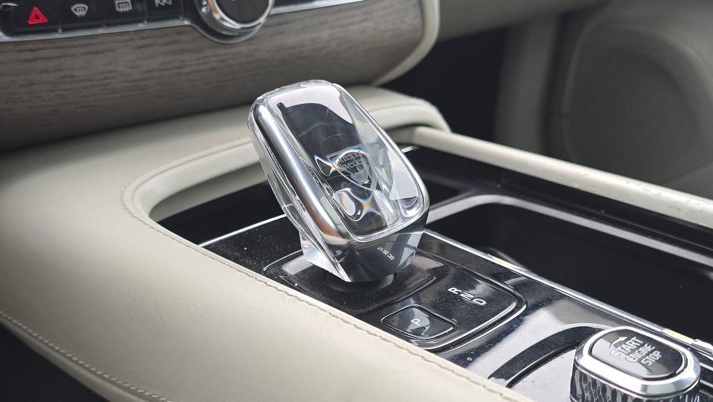 Used 2020 Volvo XC90 T8 Inscription AWD/4WD image 37