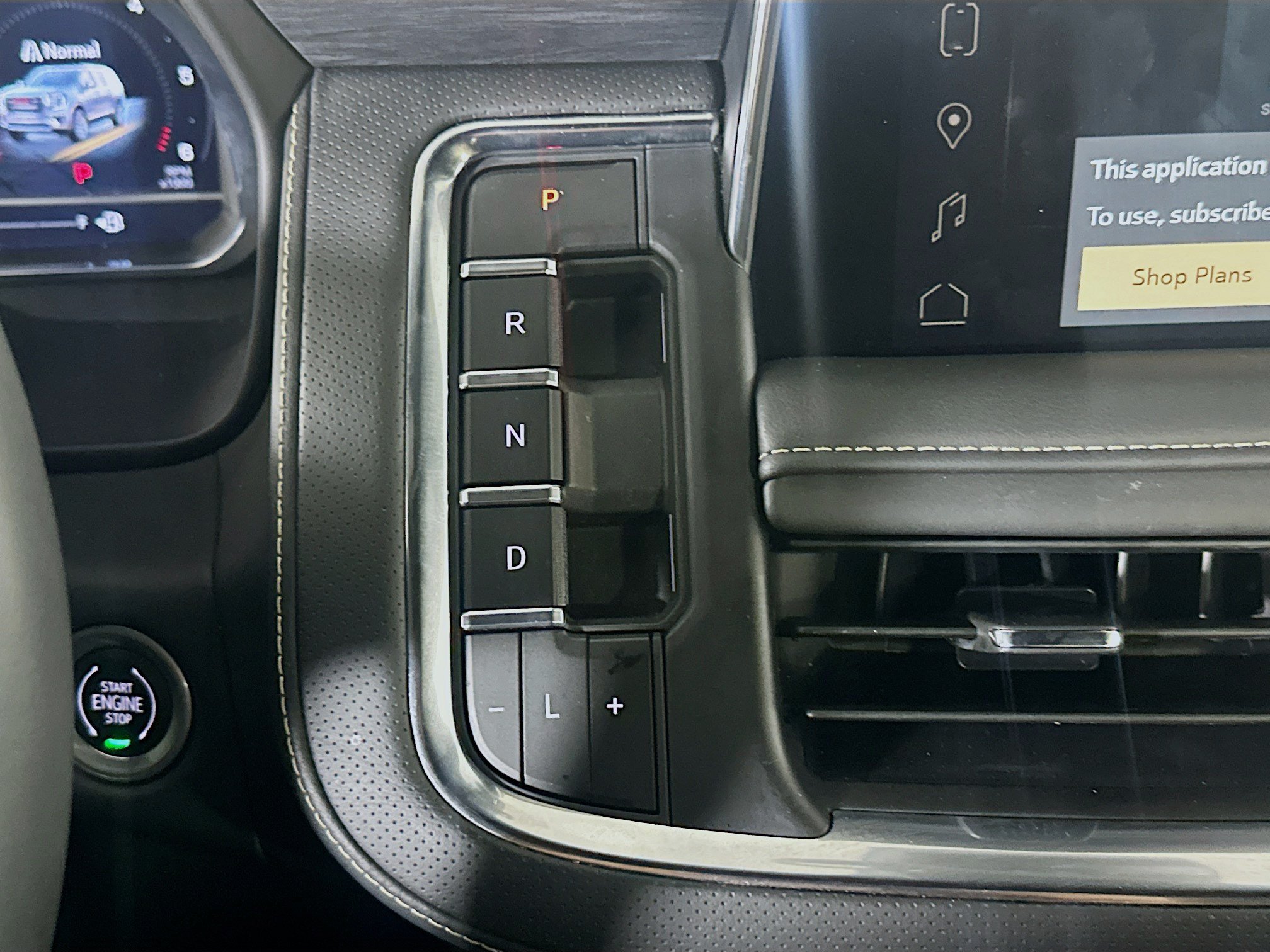 Used 2024 GMC Yukon SLT w/ SLT Premium Package RWD image 25
