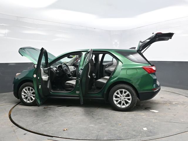 Used 2018 Chevrolet Equinox LS image 42