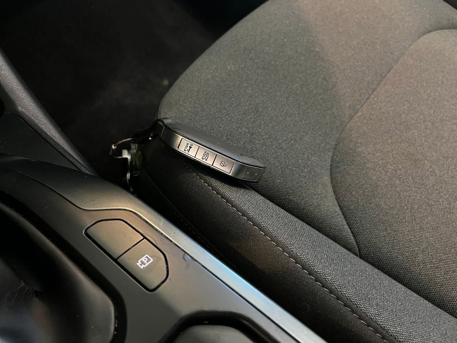 Used 2025 Kia K4 LXS image 21