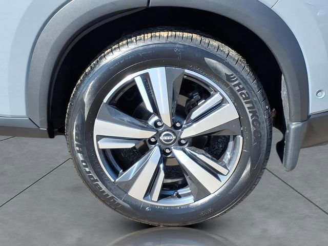 Certified 2023 Nissan Rogue SL w/ SL Premium Package image 4