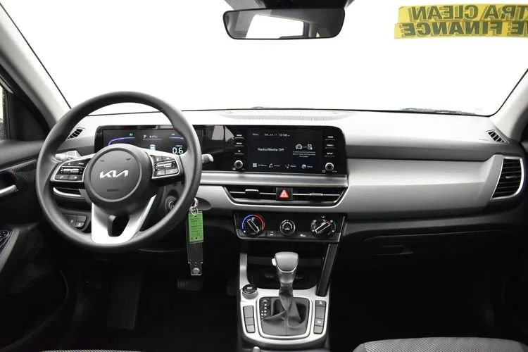 Used 2026 Kia Seltos LX AWD/4WD image 19