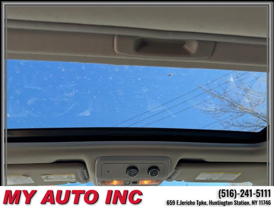 Used 2012 Nissan Pathfinder Silver image 15
